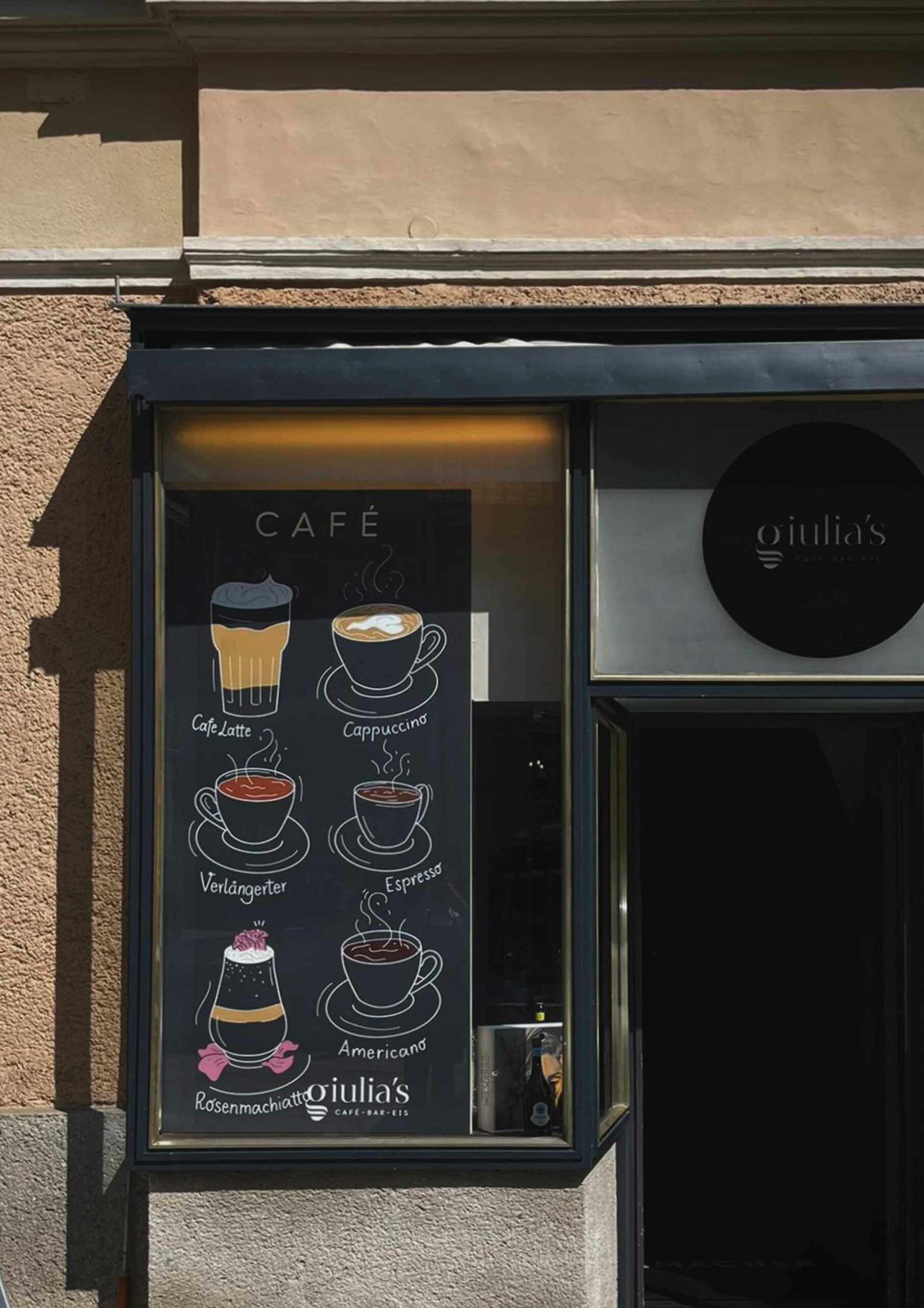 giulias-board-cafe